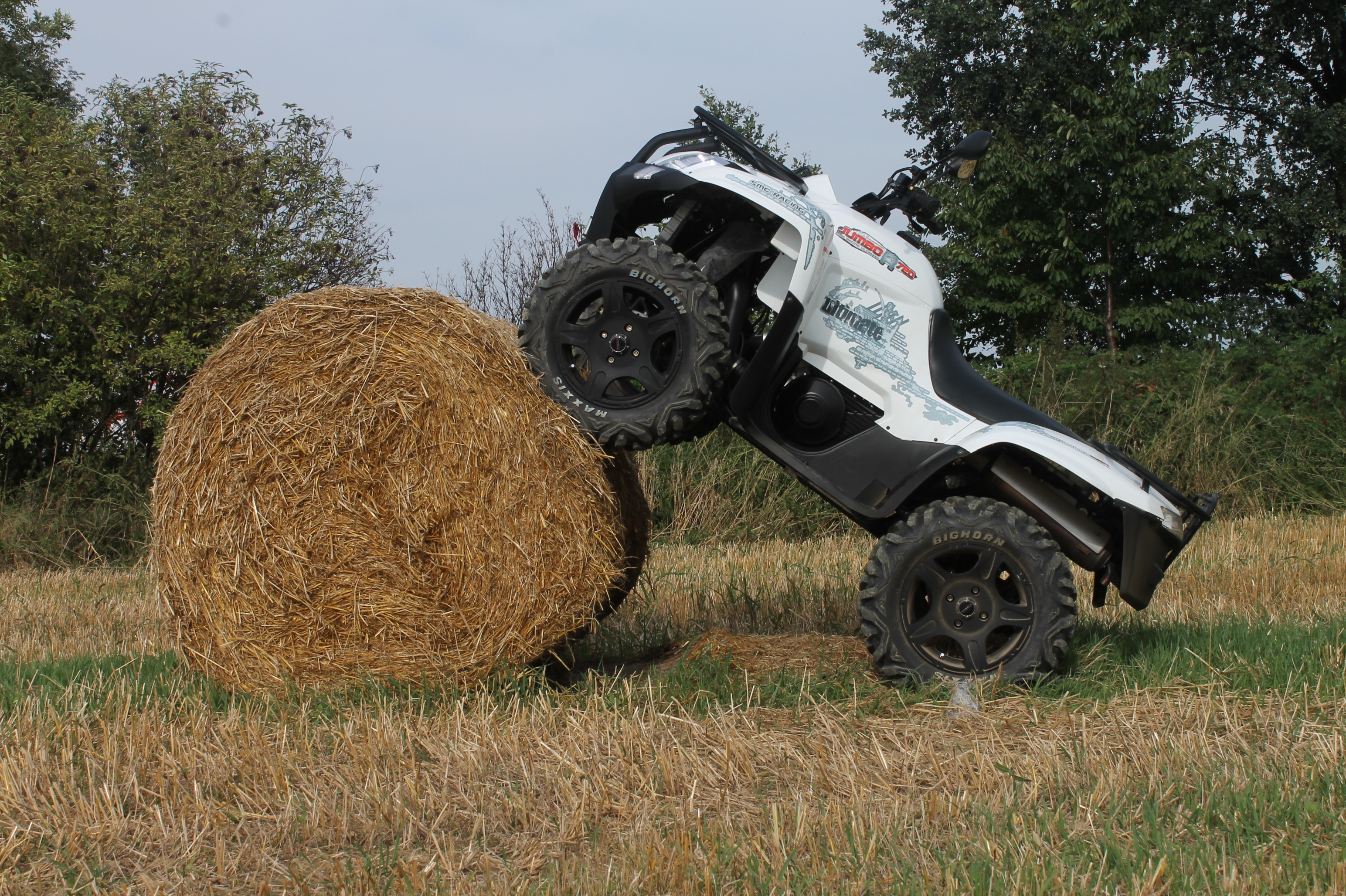 SMC Jumbo 720R EFI – Sakra Moc Cool čtyřkolka aneb 4 roky s Jumbem...
