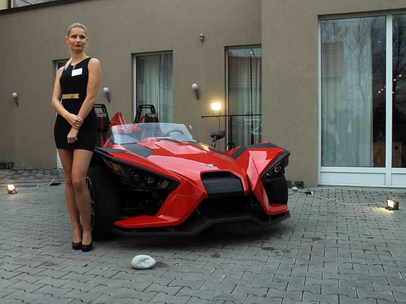Slingshot je tady!